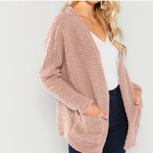 Sweaters - ✨HP 02/06/19! ✨ Rose Teddy Cardigan LAST Sz M